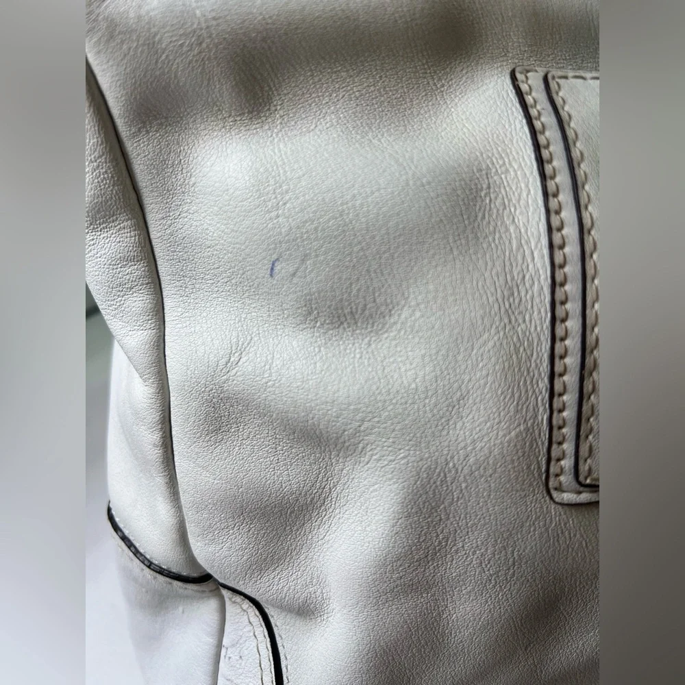 Coach Hampton F13811 | White Leather Satchel Bag | Bag Only | See Photos - Picture 7 of 16